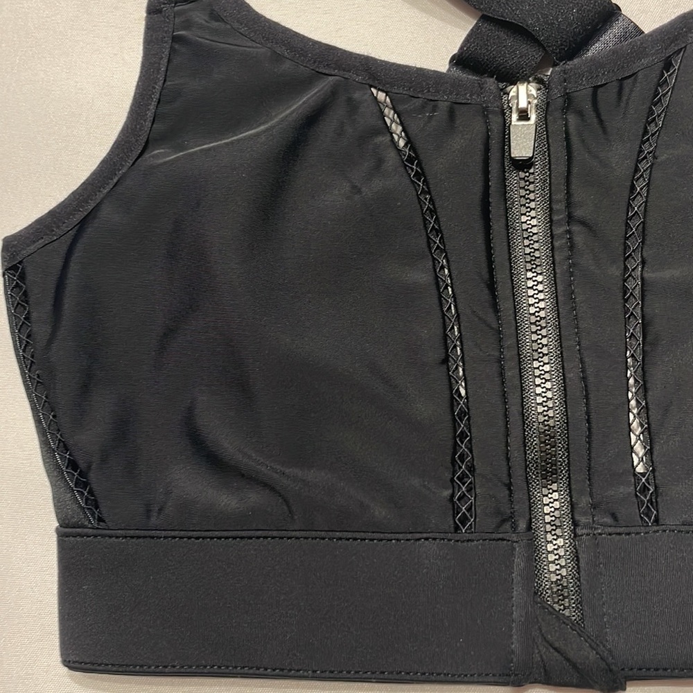 Fabletics Zoe High Impact Sports Bra - Picture 5 of 11